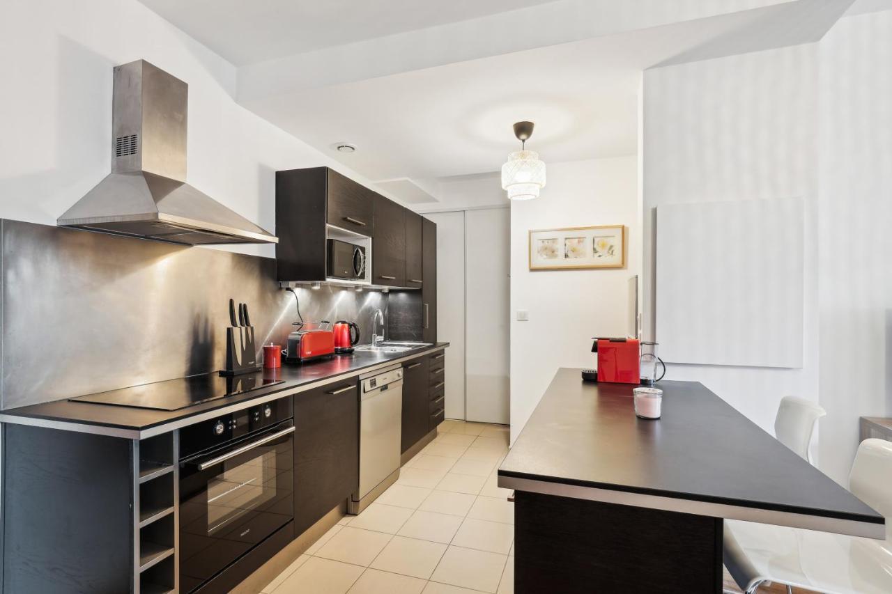 Le Montesquieu Apartment Версал Екстериор снимка