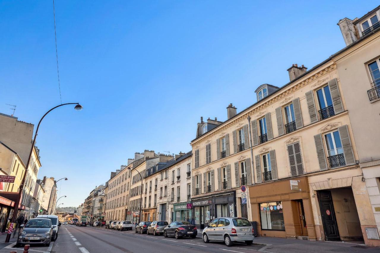 Le Montesquieu Apartment Версал Екстериор снимка