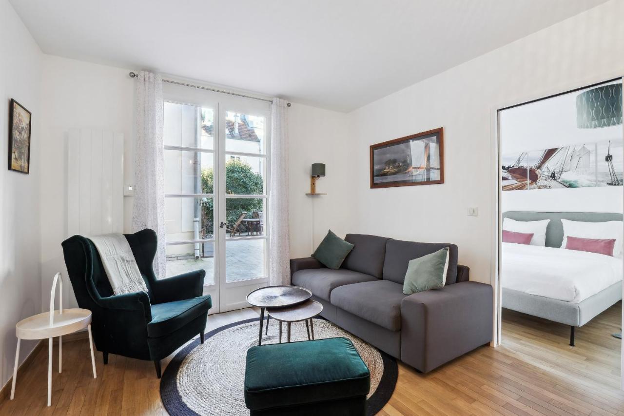 Le Montesquieu Apartment Версал Екстериор снимка